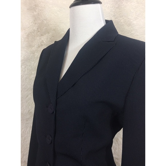 Jones New York Jackets & Blazers - ❌SOLD❌ Jones New York Suit - Dark Blue Blazer